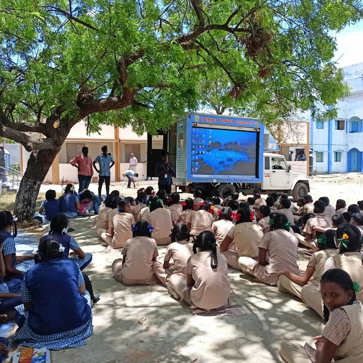 Spreading the method of waste segregation through inspiring movies and a mobile display van graciously loaned to us by the Greater Chennai Corporation, everyday hundreds of children are given quality awareness on waste segregation.  Hats off @urbasersumeet #innovation #sdg4 #swm